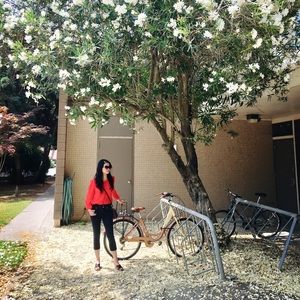 Meet your Posher, Jenny